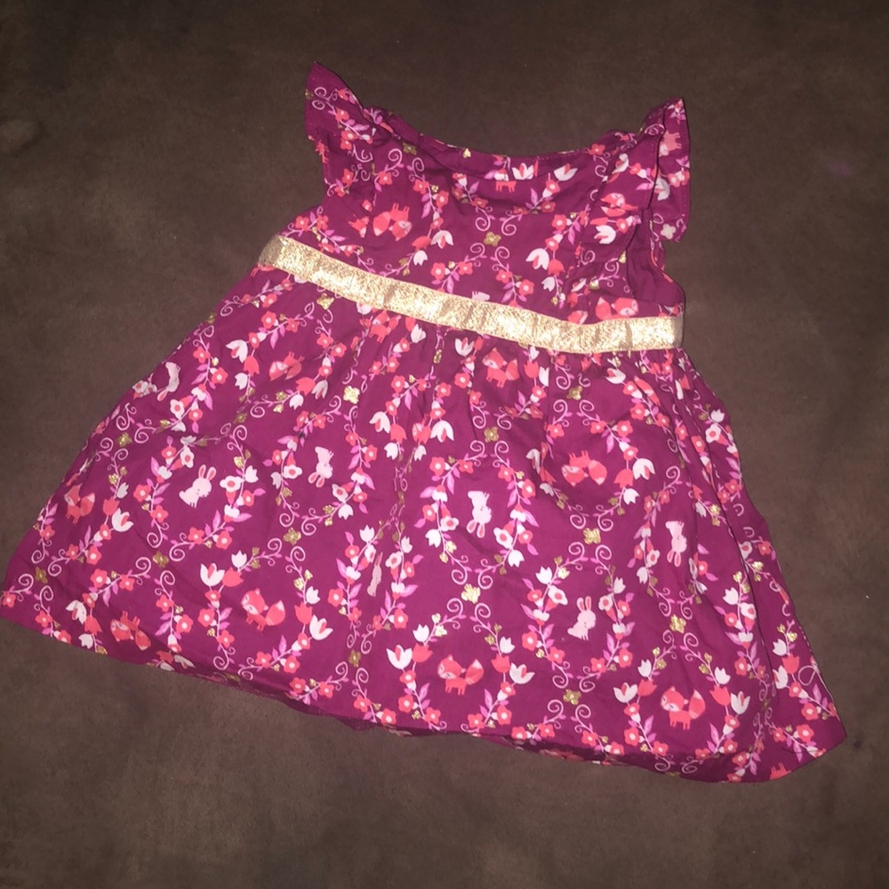 Beautiful dress great for the holidays, photos!